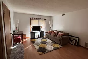 369 Aiken Ave, Lowell, MA 01850 - Photo 7