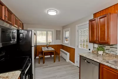 8 Summit Dr, Palmer, MA 01069 - Photo 9