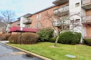 44 Broadlawn Park, Boston, MA 02467 - Photo 1