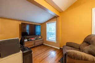 22 Nickerson Ave, Wilmington, MA 01887 - Photo 5