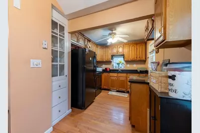 22 Nickerson Ave, Wilmington, MA 01887 - Photo 3