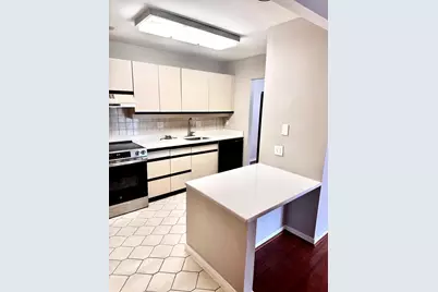 1 Seal Harbor Rd #215, Winthrop, MA 02152 - Photo 3