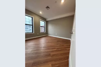 13 Nahant Street #2D, Lynn, MA 01902 - Photo 5