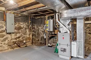 459 High St, Clinton, MA 01510 - Photo 33