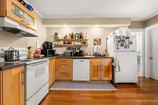 32 Kirby St, Marlborough, MA 01752 - Photo 5