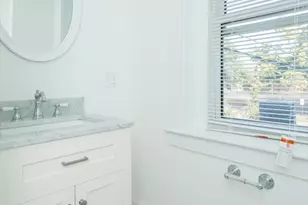 1620 Beacon St, Brookline, MA 02446 - Photo 29