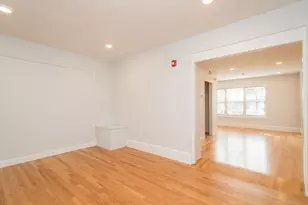 1620 Beacon St, Brookline, MA 02446 - Photo 13