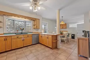 155 Cedar St, Clinton, MA 01510 - Photo 11