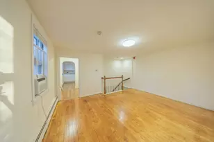 1026 Chestnut St, Newton, MA 02464 - Photo 13