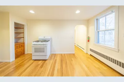 1026 Chestnut St #2A, Newton, MA 02464 - Photo 5