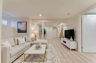 109 Linden Rd, Melrose, MA 02176 - Photo 15