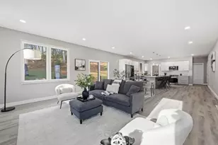 287 Whitney Ave, Holyoke, MA 01040 - Photo 9