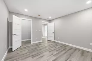 287 Whitney Ave, Holyoke, MA 01040 - Photo 31