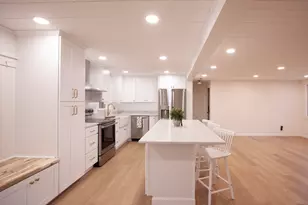 14 Bartlett St, Oxford, MA 01540 - Photo 3