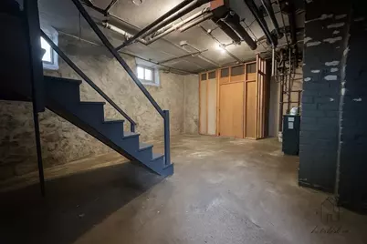 145 Lagrange St, Boston, MA 02132 - Photo 31