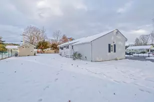 68 Hamilton St, Springfield, MA 01119 - Photo 25