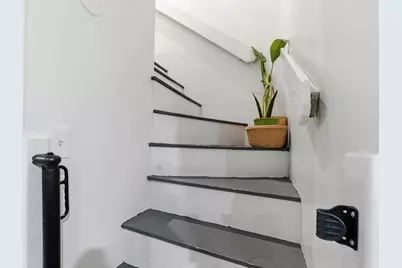 14 Mount Pleasant Ave, Dracut, MA 01826 - Photo 11