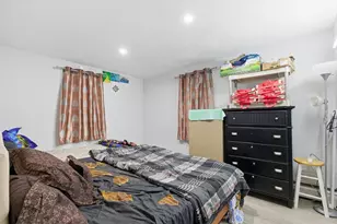 14 Mount Pleasant Ave, Dracut, MA 01826 - Photo 17