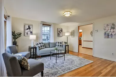 31 Mills Ave, Revere, MA 02151 - Photo 9