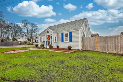 31 Mills Ave, Revere, MA 02151 - Photo 3