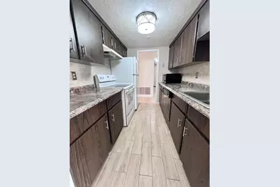 39 Christopher #B, Stoughton, MA 02072 - Photo 11