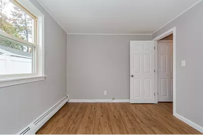 35 Bernadette St, Fitchburg, MA 01420 - Photo 5