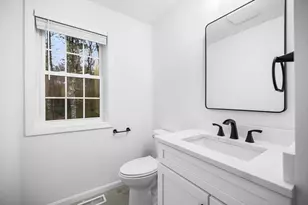 48 Walnut St, Douglas, MA 01516 - Photo 15