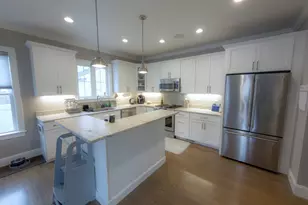 71 Wyvern St, Boston, MA 02131 - Photo 3