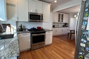 474 Albemarle Rd, Newton, MA 02460 - Photo 3