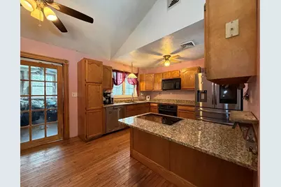 114 Chases Grove Rd, Derry, NH 03038 - Photo 5