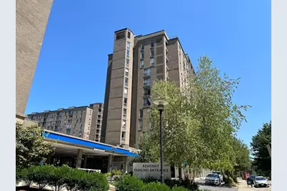 33 Pond Ave #422, Brookline, MA 02445 - Photo 1