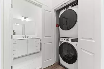 320 Middlesex Ave #E403, Medford, MA 02155 - Photo 17