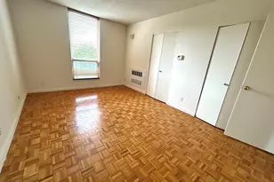 33 Pond Ave, Brookline, MA 02445 - Photo 5