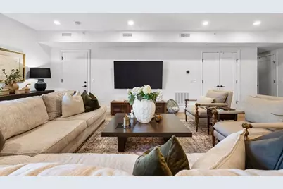 258-260 W 3rd St #1, Boston, MA 02127 - Photo 7