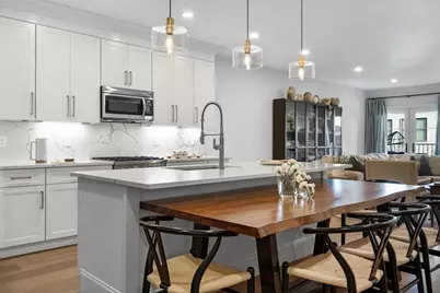 258-260 W 3rd St #1, Boston, MA 02127 - Photo 11