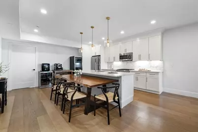 258-260 W 3rd St #1, Boston, MA 02127 - Photo 9