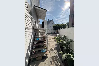 211 Elm, Everett, MA 02149 - Photo 33