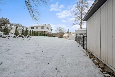 656 Bolton Street, Marlborough, MA 01752 - Photo 39