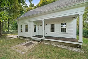 285 Elm St, Pembroke, MA 02359 - Photo 25