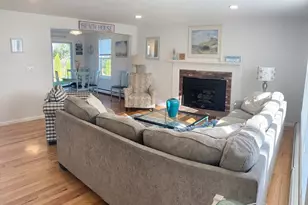 20 Swallow St, Falmouth, MA 02536 - Photo 5