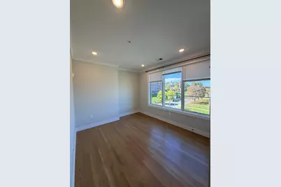 104-106 Warren St. #7, Boston, MA 02135 - Photo 5