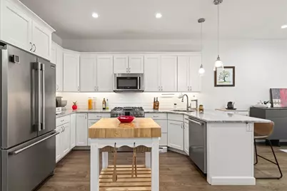 9 Independence Ave #307, Braintree, MA 02184 - Photo 5