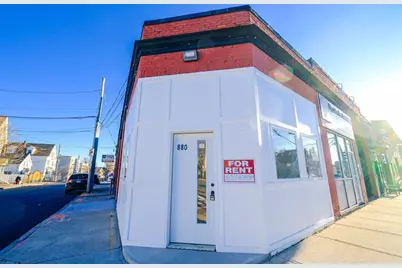 880 Western Ave, Lynn, MA 01905 - Photo 1