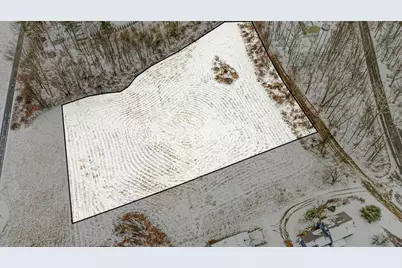 8 Walker Rd, North Brookfield, MA 01535 - Photo 1