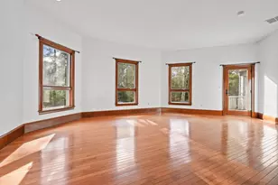 219 Chase Rd, Dartmouth, MA 02747 - Photo 17