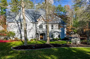 219 Chase Rd, Dartmouth, MA 02747 - Photo 3