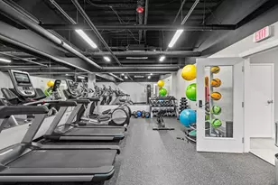 20 W Fifth St, Boston, MA 02127 - Photo 31