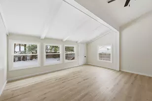 48 Pleasant St, Westfield, MA 01085 - Photo 17