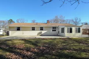 35 Marion St, Holbrook, MA 02343 - Photo 17