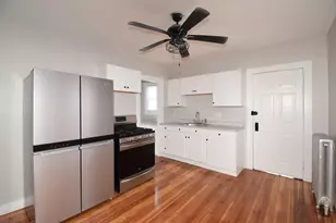 34 Castle St, Springfield, MA 01118 - Photo 13